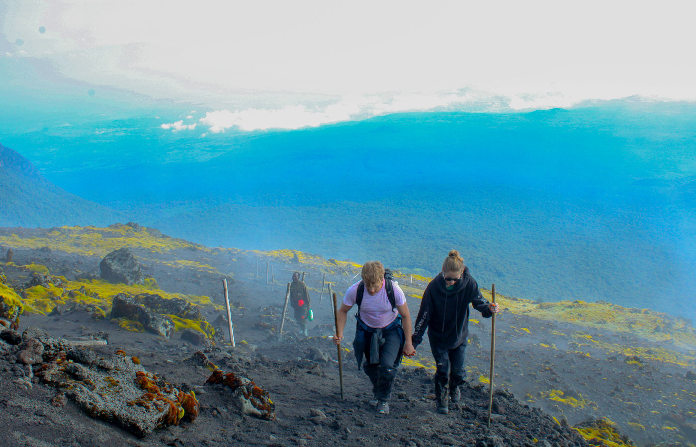 conquer-the-majestic-summit-of-mount-karisimbi